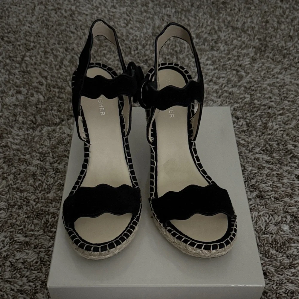 Marc Fisher Black and Tan Wedge Sandals - Picture 2 of 4